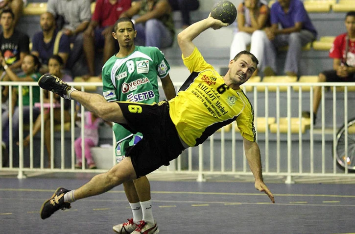Match de handball photo image  reunion.re