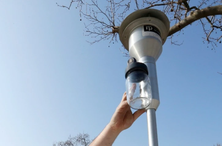 La Bretagne, les Pays de la Loire, ainsi que l'Eure et la Seine-Maritime en Normandie sont placés en procédure d'alerte pollution, en raison d'un pic de concentration en particules fines