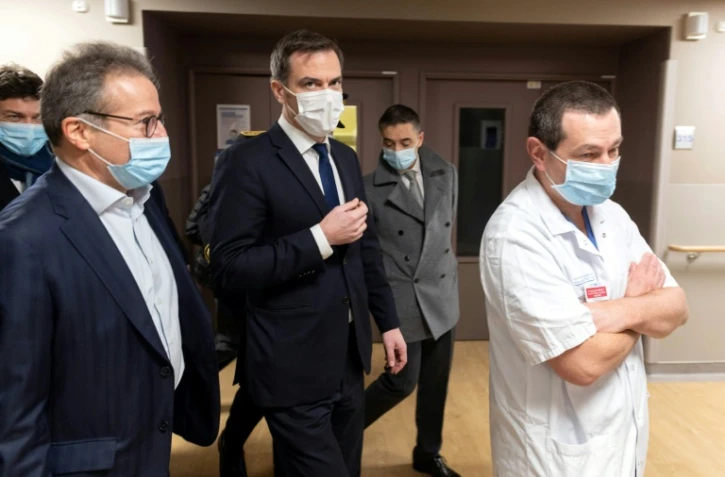 Olivier Véran visite l'hôpital Avicenne à Bobigny le 29 janvier 2021