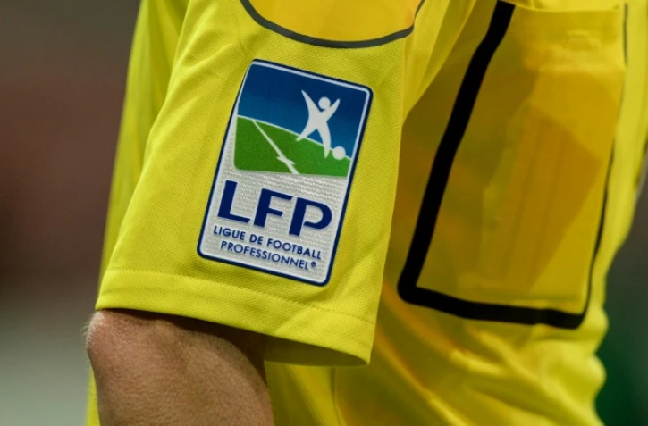 Le SC Bastia, qui avait terminé la saison à la 20e place de Ligue 1, est rétrogradé de Ligue 2 en National 1 par la DNCG, le gendarme financier du football français