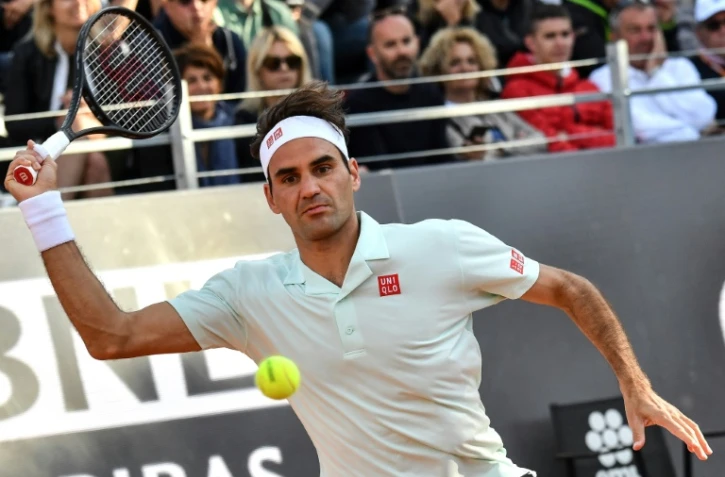 Roger Federer face au jeune Croate Borna Coric à Rome, le 16 mai 2019