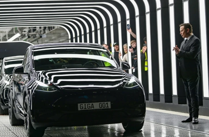 Elon Musk lors d'une cérémonie marquant le début de la production de la nouvelle usine Tesla, le 22 mars 2022 près de Berlin
