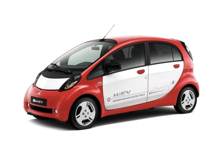 Une voiture électrique.