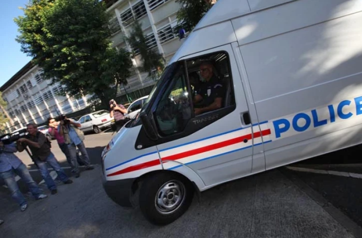 Mercredi 6 Avril 2011

Procès de Juliano Verbard et de ses adeptes