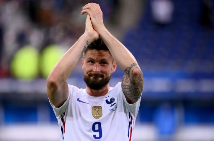 La joie de l'attaquant Olivier Giroud, après la victoire de la France, 3-0 contre la Bulgarie en match amical, le 8 juin 2021 au Stade de France à Saint-Denis, en guise de préparation pour l'Euro-2020