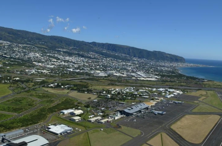 Aéroport de La Réunion Roland-Garros