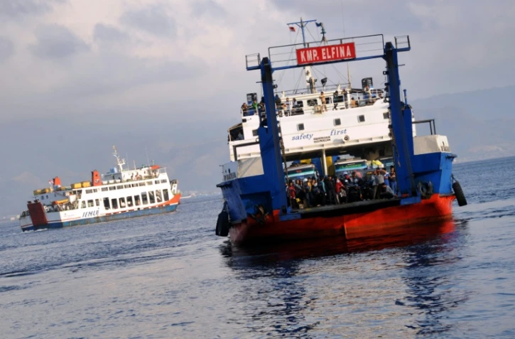 Un ferry à destination de Java  dans le port de Gilimanuk à Bali, le 17 août 2012 