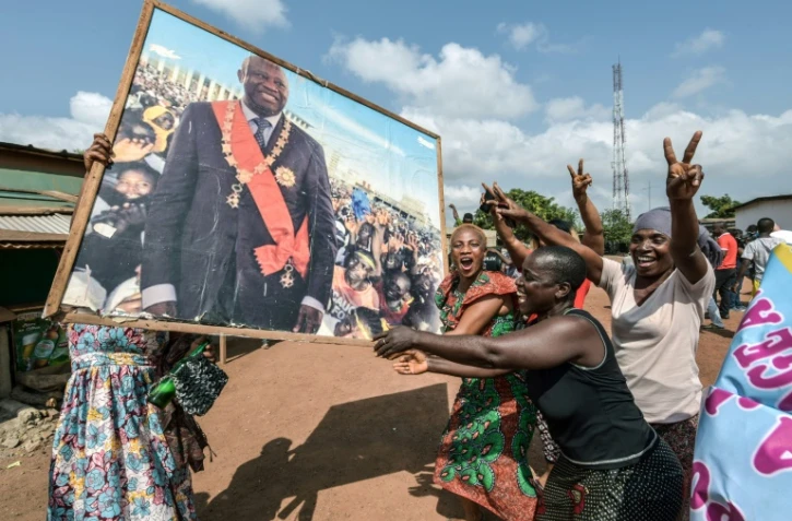 Les Ivoiriens se réjouissent de l'acquittement par la CPI de l'ancien président Laurent Gbagbo le 15 janvier 2019 dans sa ville natale de Gagnoa
