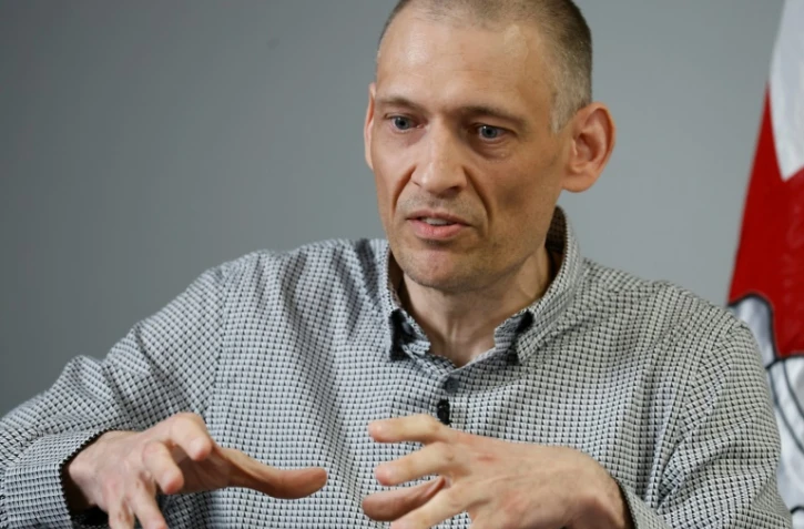 L'opposant bélarusse Sergueï Tikhanovski, lors d'une conférence de presse à Vilnius, le 22 juin 2025