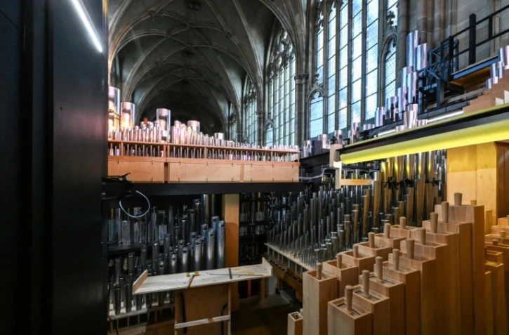 Les tuyaux du nouvel orgue de la cathédrale Saint-Guy à Prague, le 5 novembre 2025 en République tchèque