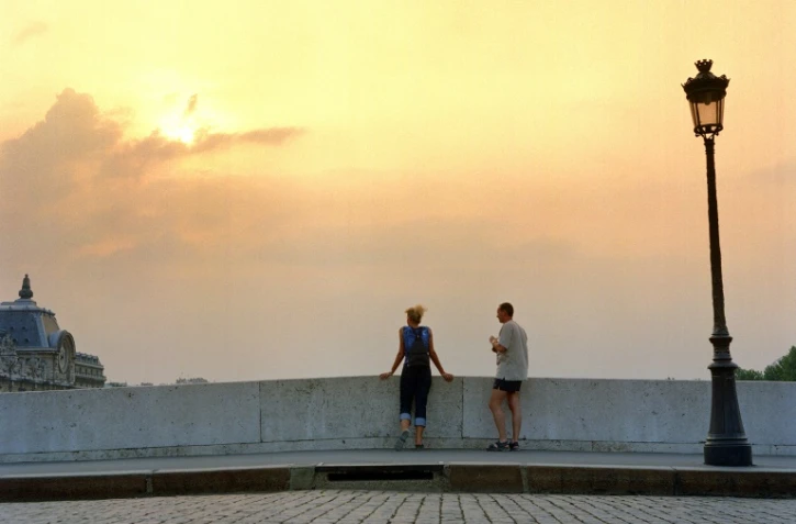 Les couples dans lesquels l'homme est plus jeune que la femme sont de plus en plus fréquents et représentent 16% des couples formés dans les années 2000, selon une étude de l'Insee