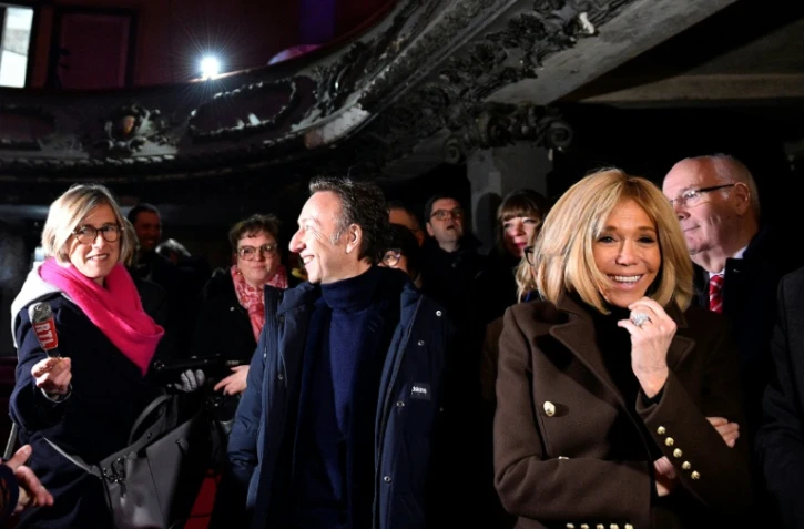 Brigitte Macron, accompagnée de Stéphane Bern, le 15 février 2019 lors de la visite du théâtre de Bar-le-Duc