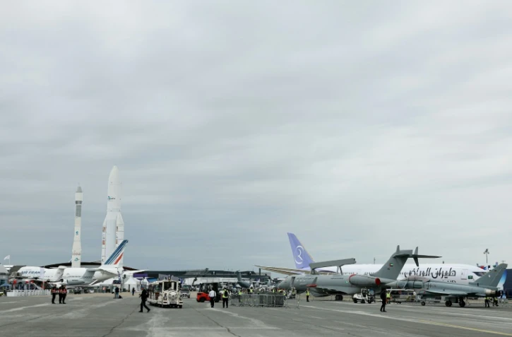Derniers préparatifs avant la 55e édition du salon Le Bourget près de Paris, le 15 juin 2025