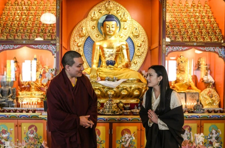 Karmapa Thaye Dorje et son épouse Rinchen Yangzom dans le monastère bouddhiste de Montchardon, près de Grenoble, le 16 août 2017