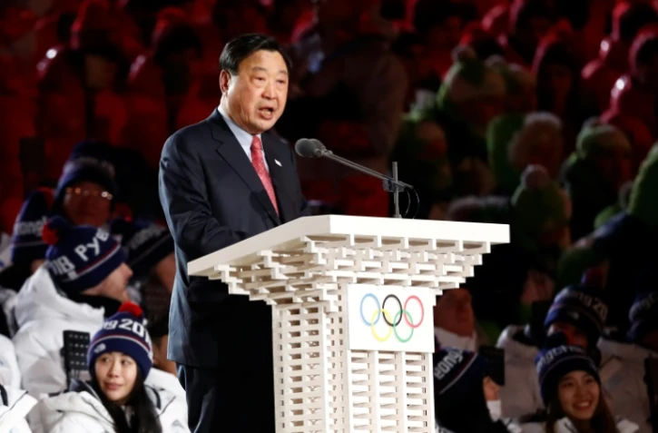 Le président du Comité d'organisation des JO de Pyeongchang (POCOG) fait une allocution lors de la cérémonie d'ouverture des Jeux, le 9 février 2018 à Pyeongchang