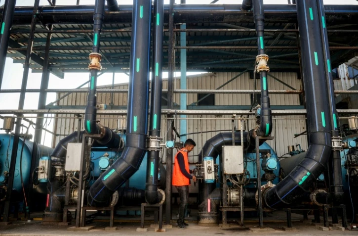 Installations de l'usine de dessalement de l'eau de Deir el-Balah, dans le centre de la bande de Gaza, qui a cessé de fonctionner après la coupure par Israël de l'approvisionnement en électricité, le 10 mars 2025