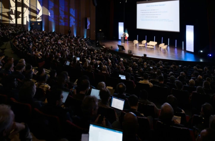 La scène du Sommet d'action sur l'IA à Saclay, au sud-ouest de Paris, le 6 février 2025