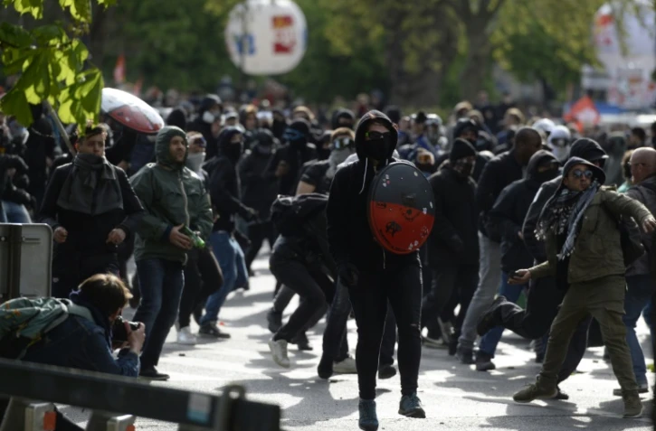 Des manifestants le 28 avril 2016 à Paris