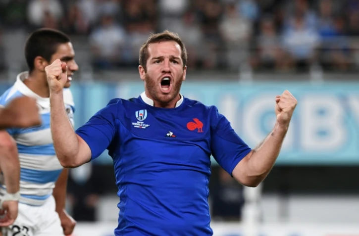 Le demi d'ouverture Camille Lopez exulte après la victoire du XV de France face à l'Argentine au Mondial, le 21 septembre 2019 à Tokyo