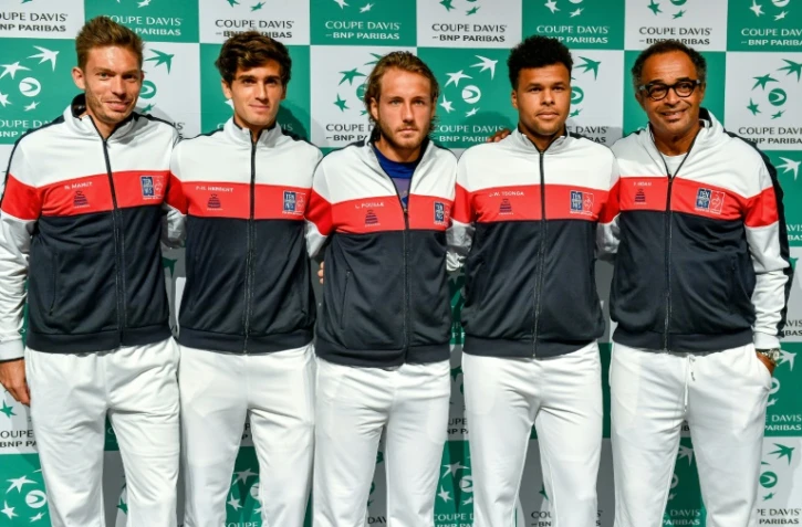 L'équipe de France de Coupe Davis: Nicolas Mahut, Pierre-Hugues Herbert, Lucas Pouille, Jo-Wilfried Tsonga et le capitaine Yannick Noah, le 14 septembre 2017 à Lille