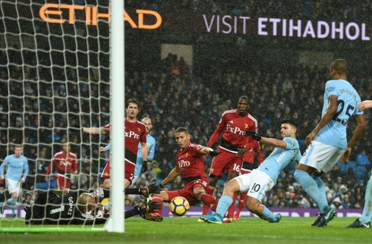 L'attaquant argentin de Manchester City marque lors du match à domicile face à Watford en 22e journée du championnat d'Angleterre le 2 janvier 2018