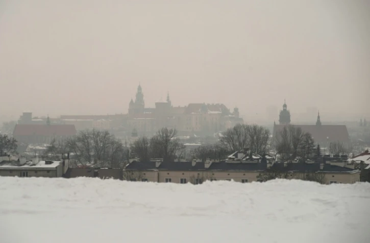 Un nuage de smog au-dessus de Cracovie, en Pologne, le 12 février 2013