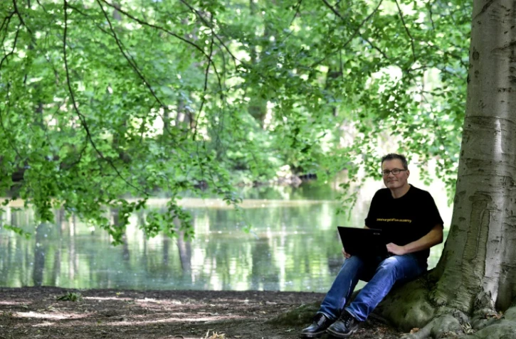 Lars Hattwig,"frugaliste" allemand, dans le parc de Tiergarten, le 7 juin 2018 à Berlin