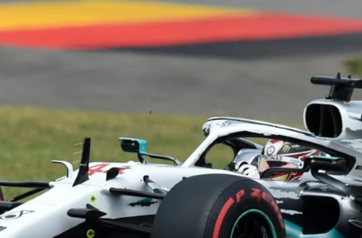 Le Britannique Lewis Hamilton décroche la pole position lors des qualifications du GP de F1 d'Allemagne le 27 juillet 2019 sur le circuit d'Hockenheim