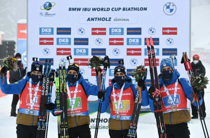 Le relais français (de g d Antonin Guigonnat, Quentin Fillon-Maillet, Simon Desthieux, Emilien Jacquelin), vainqueur à Anterselva, le 23 janvier 2021