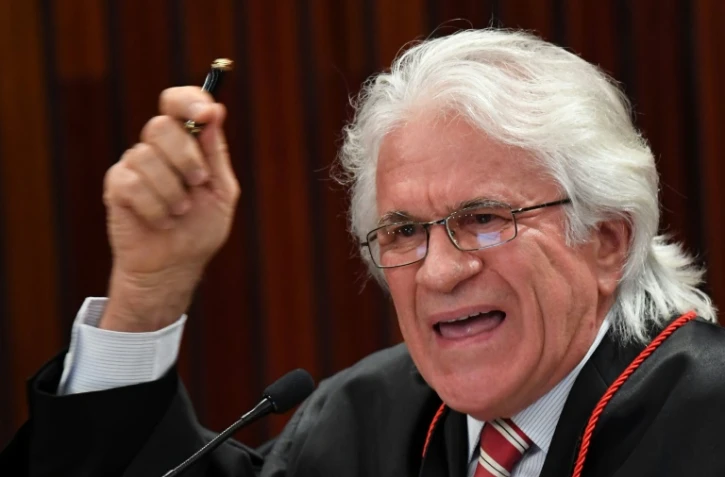 Le juge Napoleão Nunes Maia du Tribunal supérieur électrol (TSE) examine le cas du président Temer, à Brasilia le 9 juin 2017