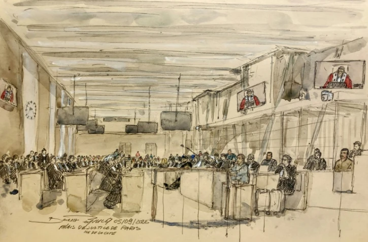 Croquis d'audience de la salle de la cour d'assises spéciale, au premier jour du procès de l'attentat de Nice, le 5 septembre 2022 à Paris