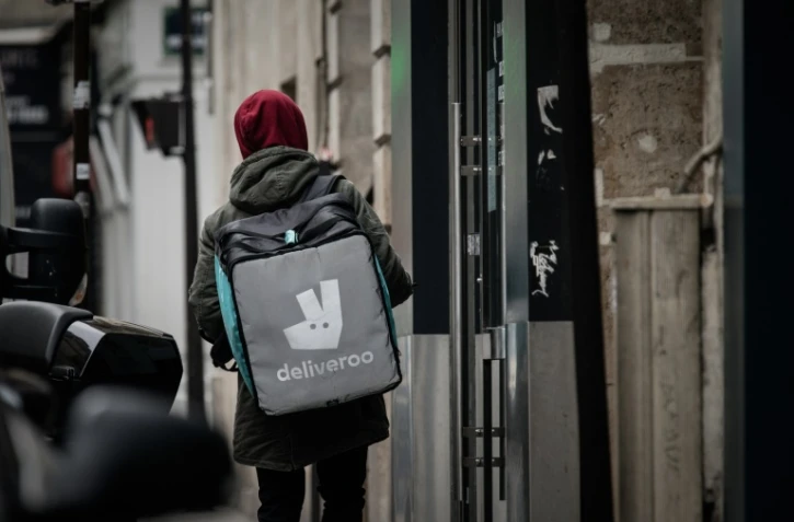 Un livreur Deliveroo en mars 2020 à Paris