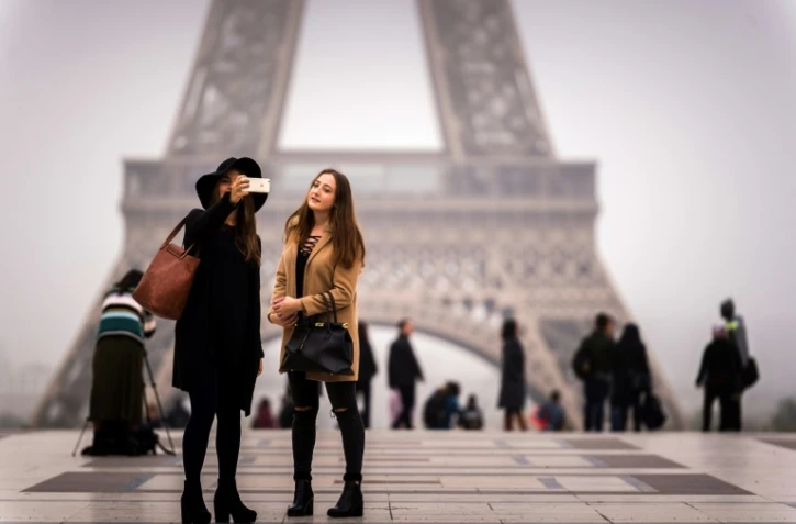 Les Européens n'auront plus à payer de frais supplémentaires pour utiliser leur smartphone une fois sortis de leur pays