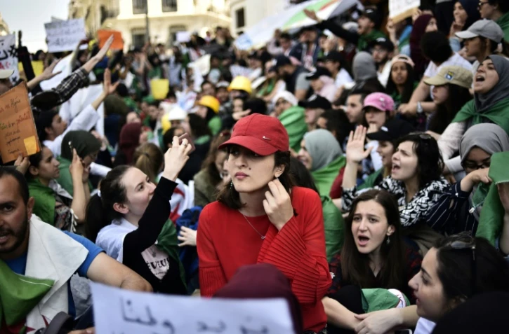 Manifestation d'étudiants algériens contre le régime le 7 mai 2019 à Alger