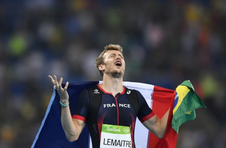 L'émotion du Français Chistophe Lemaitre, médaillé de bronze sur 200 m lors des JO de Rio, le 18 août 2016