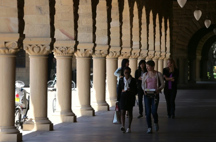 Des étudiants sur le campus de Stanford en Californie, le 22 mai 2014
