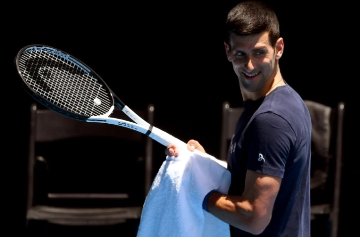 Le Serbe Novak Djokovic lors d'une séance d'entraînement pour l'Open d'Australie, le 12 janvier 2022, à Melbourne