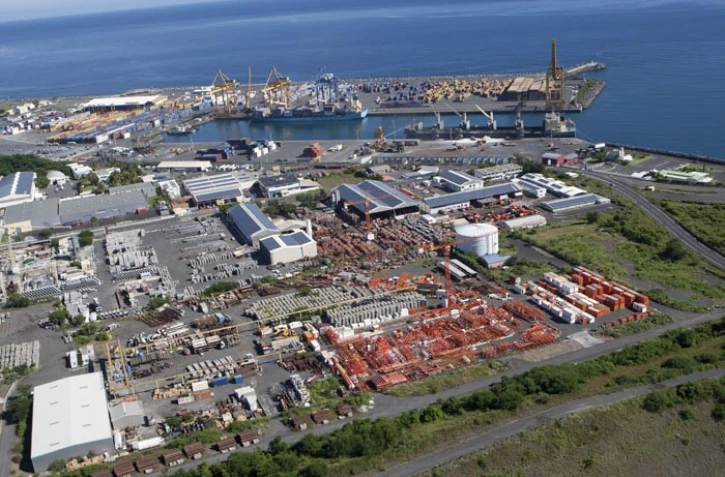 Port est