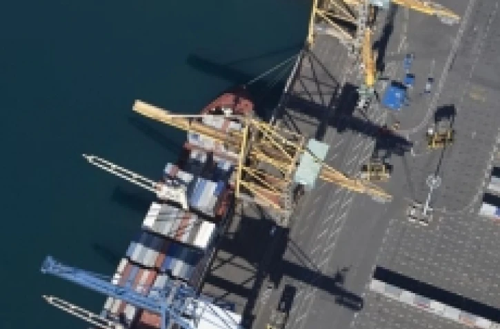 Port est