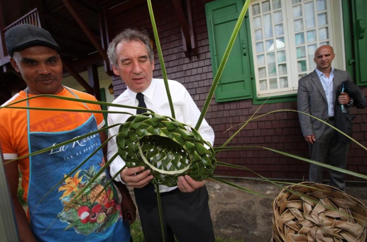 Dimanche 15 Mai 2011

François Bayrou en visite à La Réunion