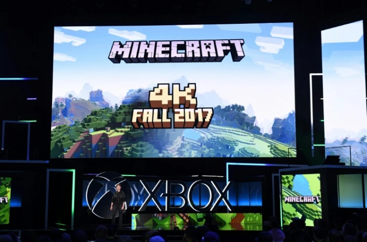 Présentation de la nouvelle console de jeux Xbox One X, le 11 juin 2017 à Los Angeles