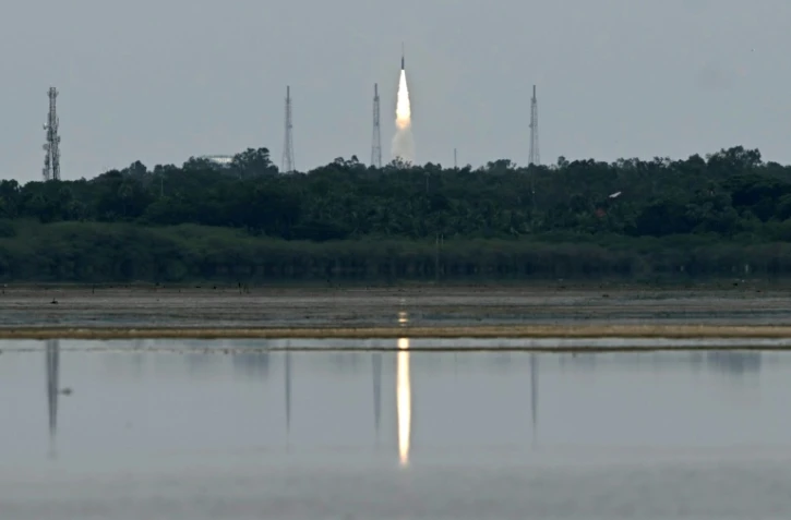 Décollage du lanceur "Vikram 1" de l'entreprise privée indienne Skyroot depuis le centre spatial de Sriharikota, dans le sud du pays, le 18 juillet 2026