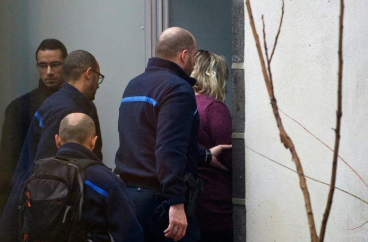 Cécile Bourgeon à son arrivée le 25 novembre 2016 au palais de justice de Riom