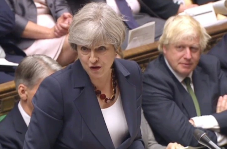 Capture vidéo de la Première ministre britanique Theresa May devant le la Chambre des Communes à Londres le 28 juin 2017