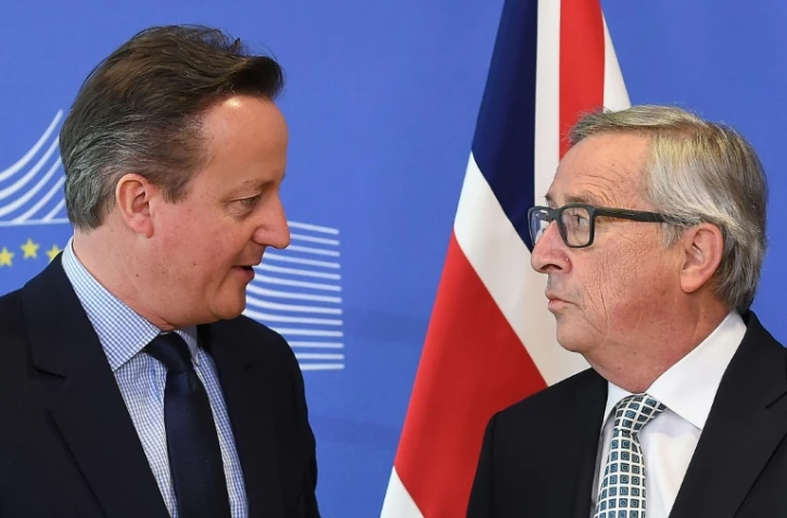Le Premier ministre britannique David Cameron et le président de la Commission européenne Jean-Claude Juncker à Bruxelles le 16 février 2016