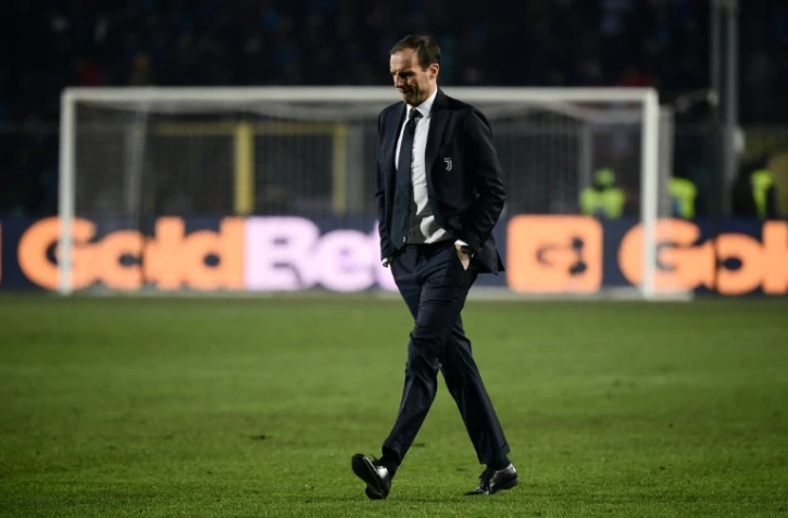Massimiliano Allegri, alors entraîneur de la Juve, quitte la pelouse à l'issue d'un match de son équipe à Bergame, en Serie A, le 26 décembre 2018