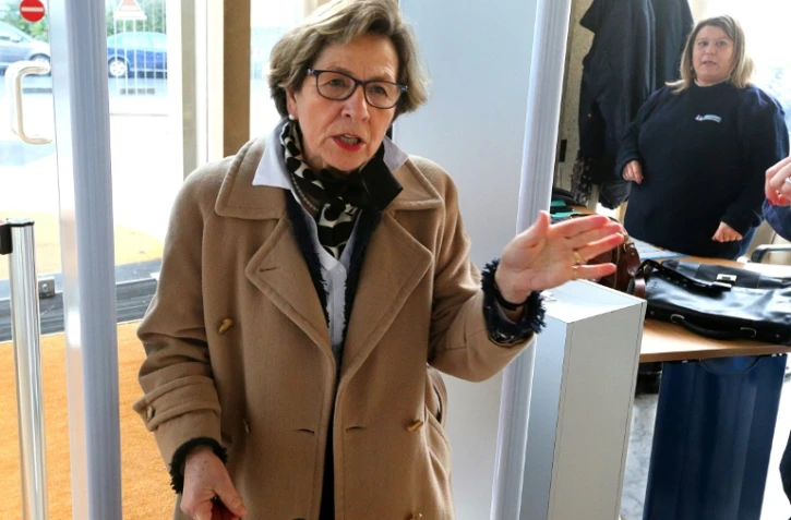 Viviane Lambert, la mère de Vincent Lambert, à son arrivée à la cour d'appel le 16 février 2017 à Reims