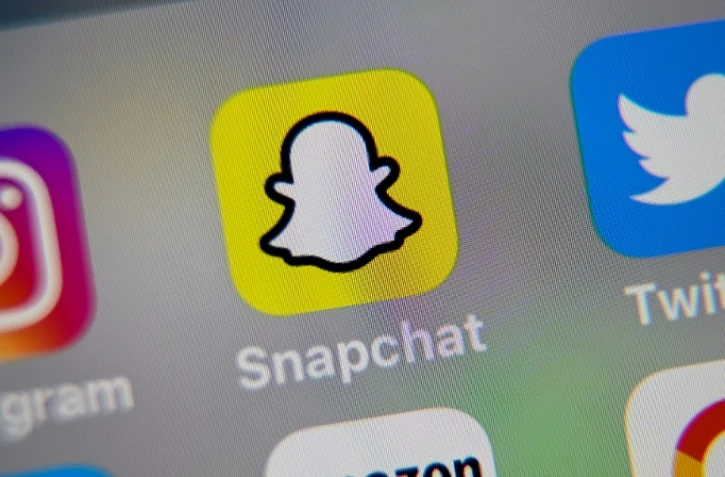 Sur Snapchat, le trafic de pass sanitaires fleurit