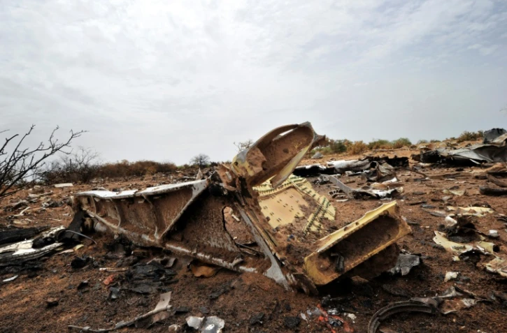 Des débris de l'avion d'Air Algérie, le 26 juillet 2014, dans la région de Gossi, au Mali