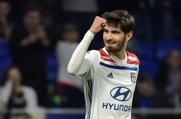 Le milieu de terrain de Lyon Martin Terrier buteur lors de la victoire Ă domicile sur Angers le 19 avril 2019